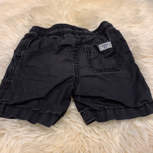 Old Navy Khaki and OshKosh B’Gosh Black Shorts in 3T - Picture 7 of 7